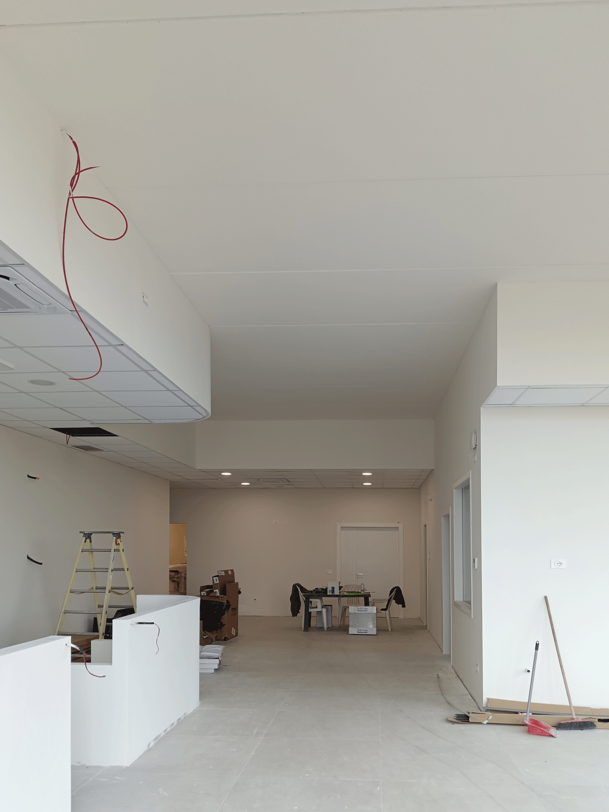 Lavori di realizzazione impianto elettrico e climatizzazione in struttura sanitaria di Cecina progettati dallo Studio Tecnico Casalini.