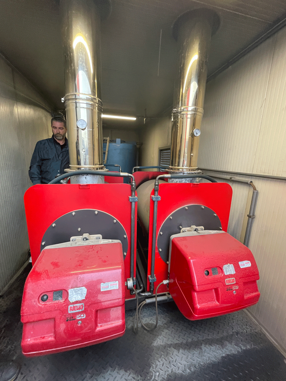 generatore dell'impianto elettrico dell'autolavaggio Beauty Truck, progettato dallo Studio Tecnico Casalini.