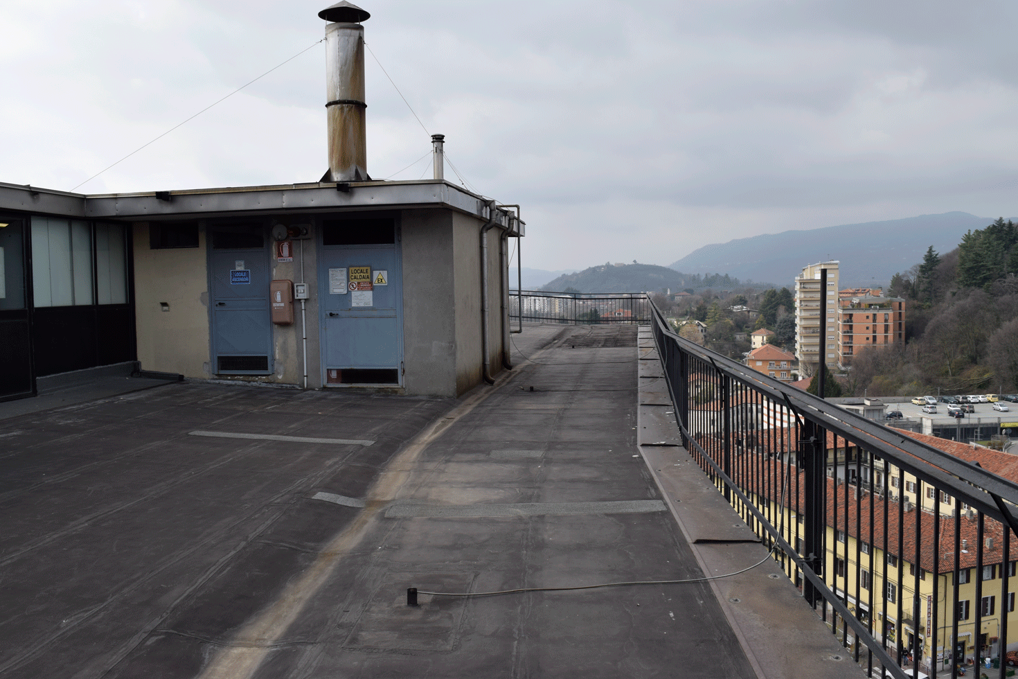 Copertura ospedale Ivrea e ingressi locali tecnici caldaia.